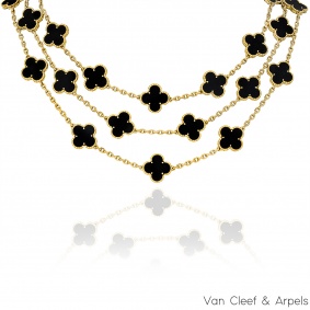 Van Cleef & Arpels Yellow Gold Onyx Vintage Alhambra 29 Motif Necklace